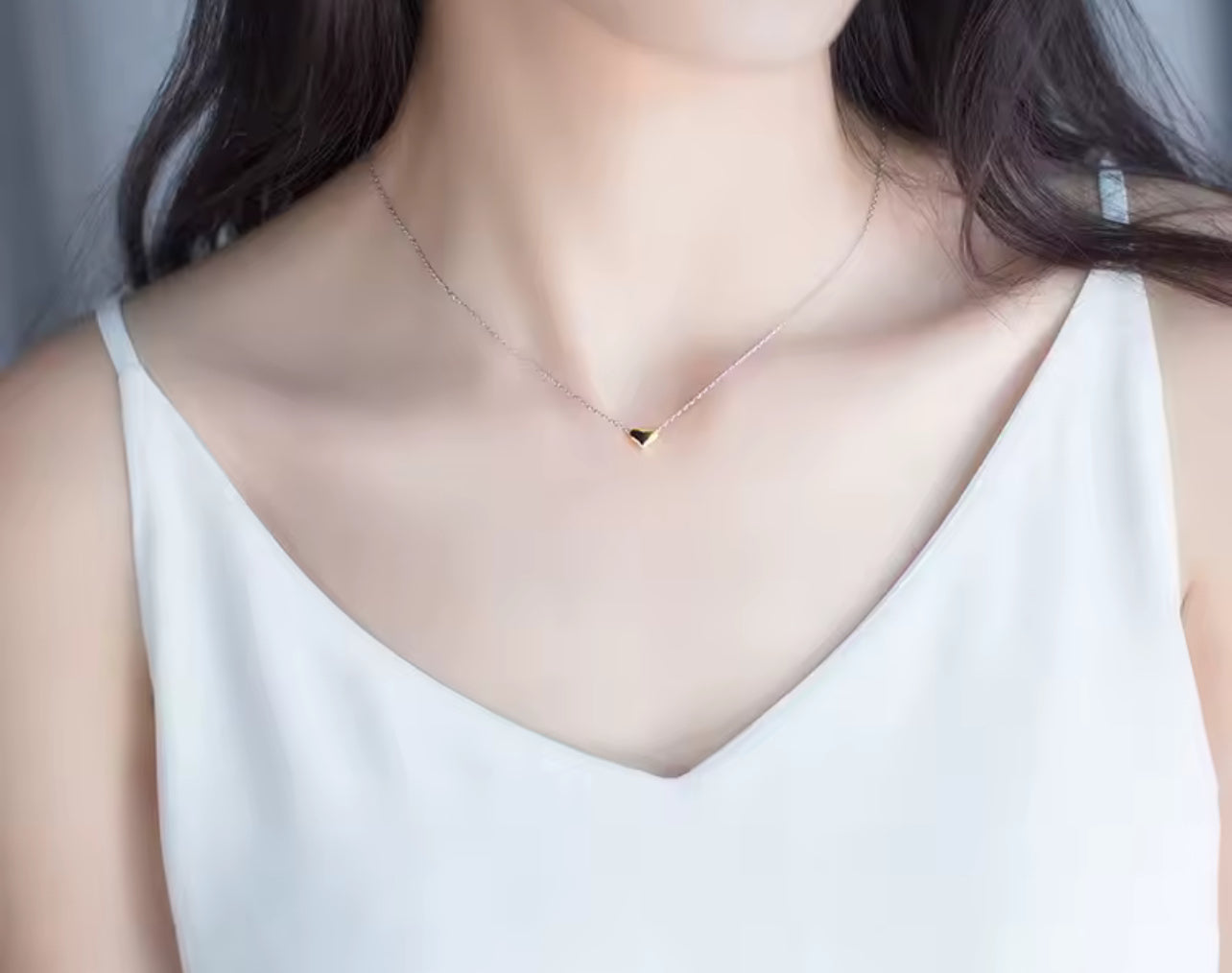 Dainty Silver / Gold Love Heart Elegant Necklace