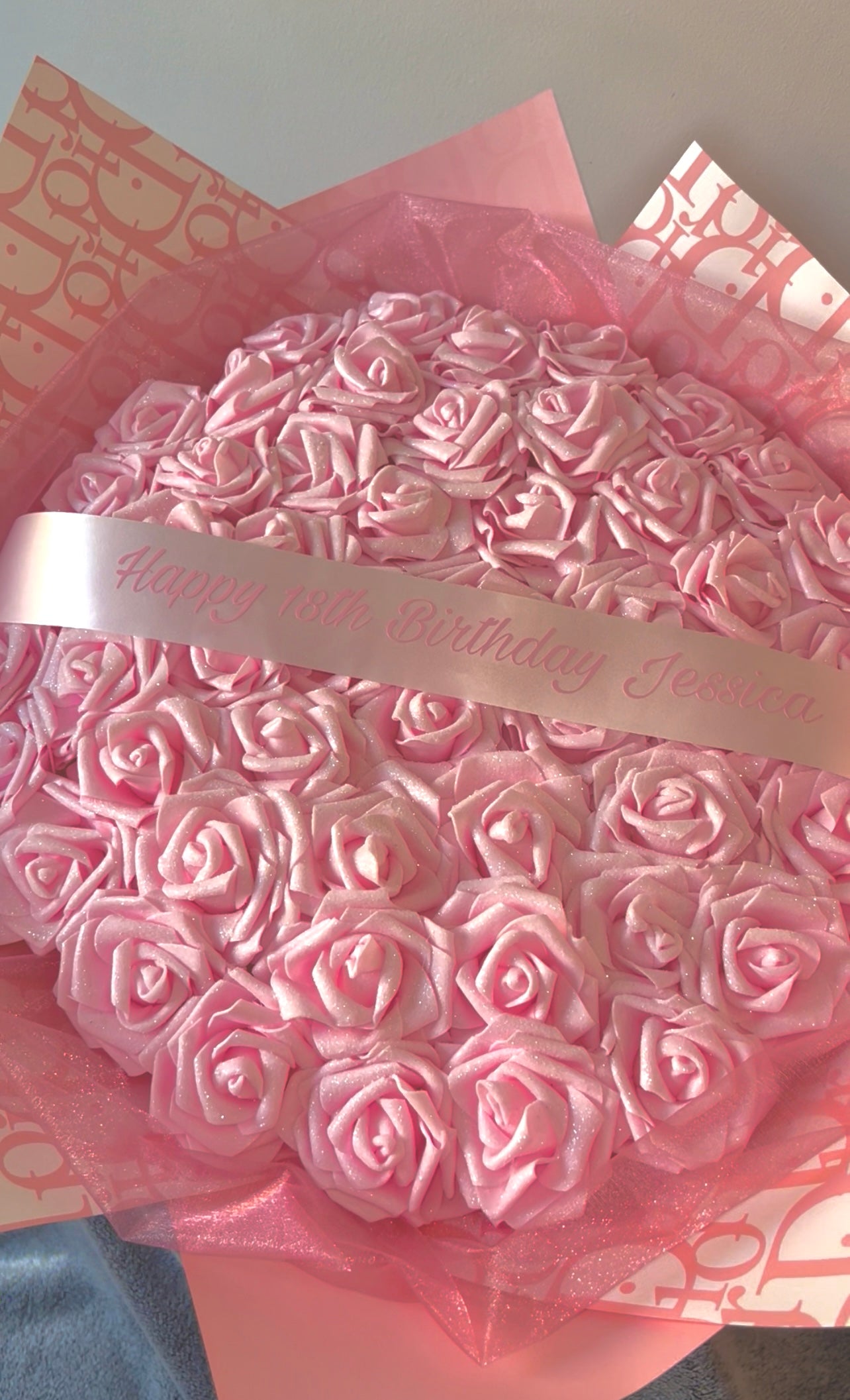 Pink & White Personalised Glitter Rose Bouquet High End Wrapping