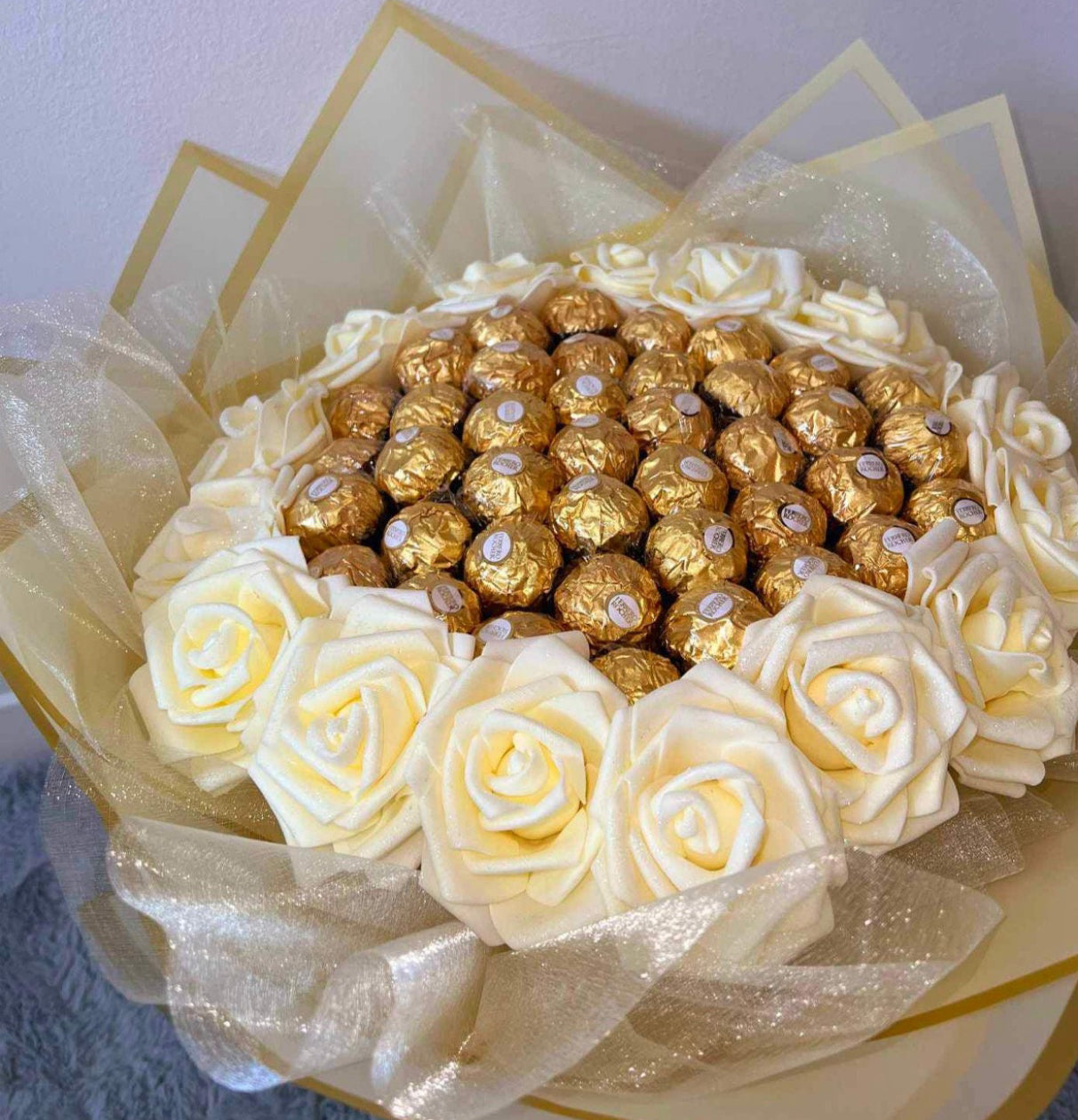 Cream and Gold Ferrero Rocher Glitter Rose Chocolate Bouquet