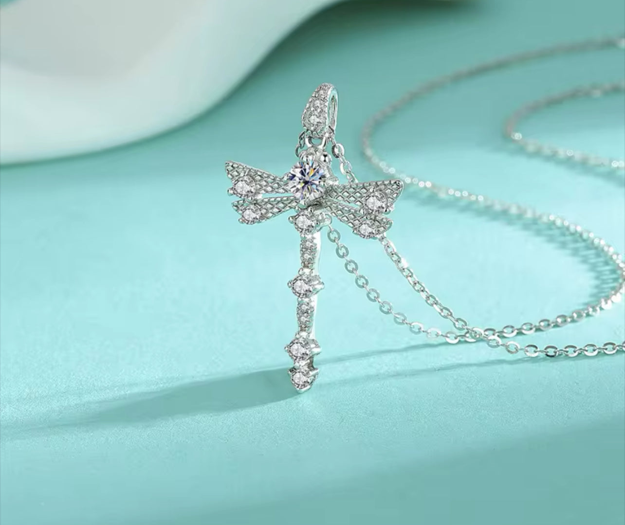 0.3 Carat Moissanite Dragonfly Sterling Silver Necklace Clavicle Chain