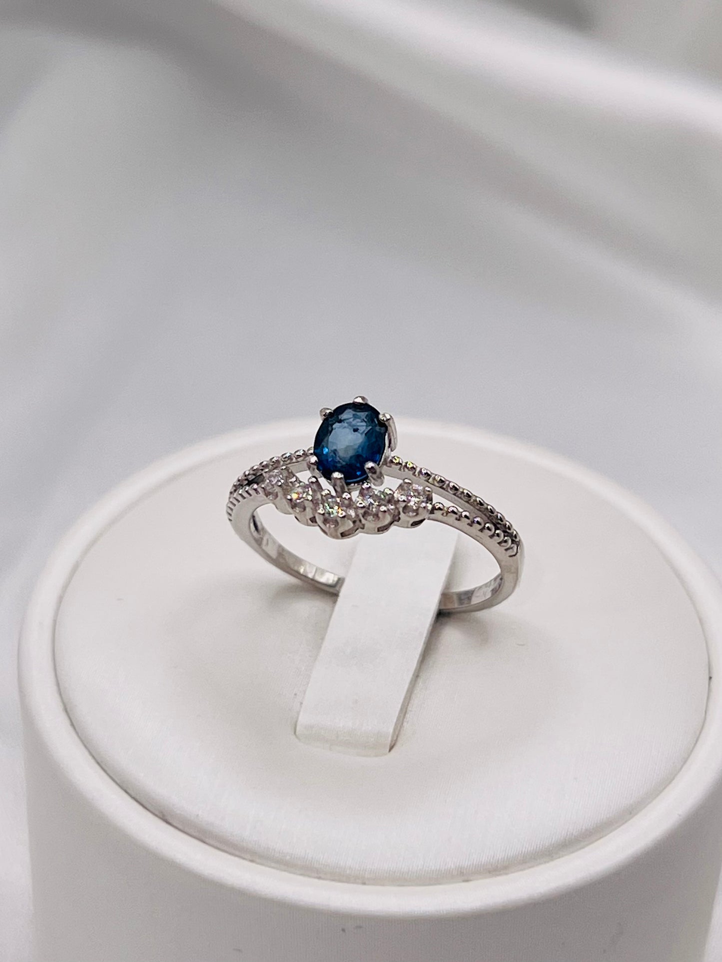 Oval Cut Natural Blue Sapphire Engagement Ring