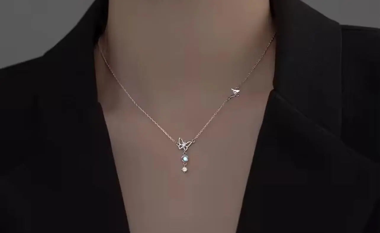 Silver / Gold Elegant Butterfly Necklace