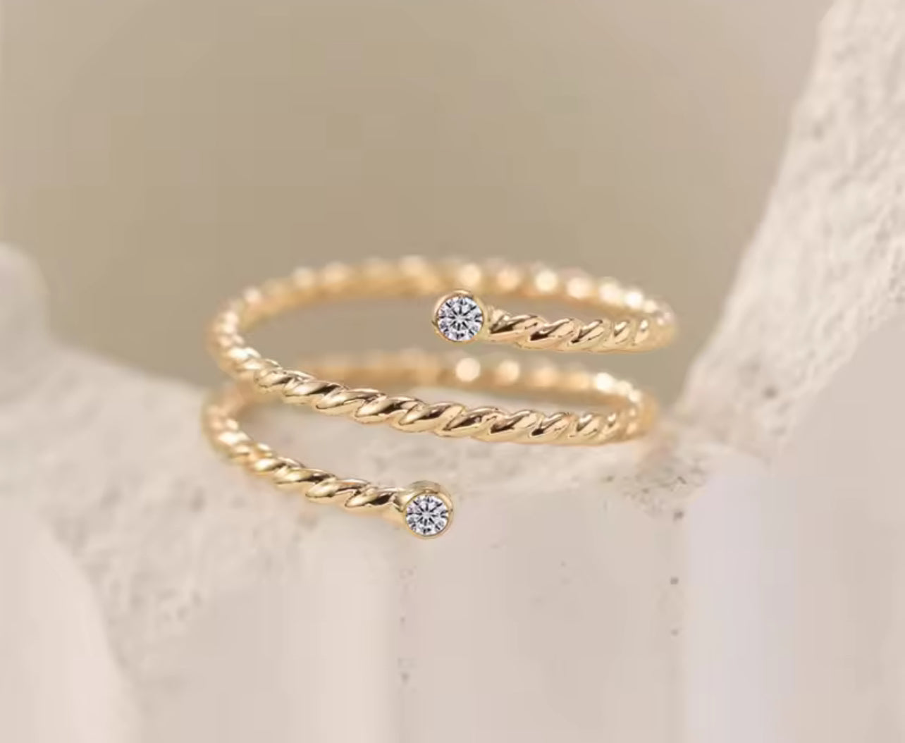 14K Gold Moissanite Twist Band Ring