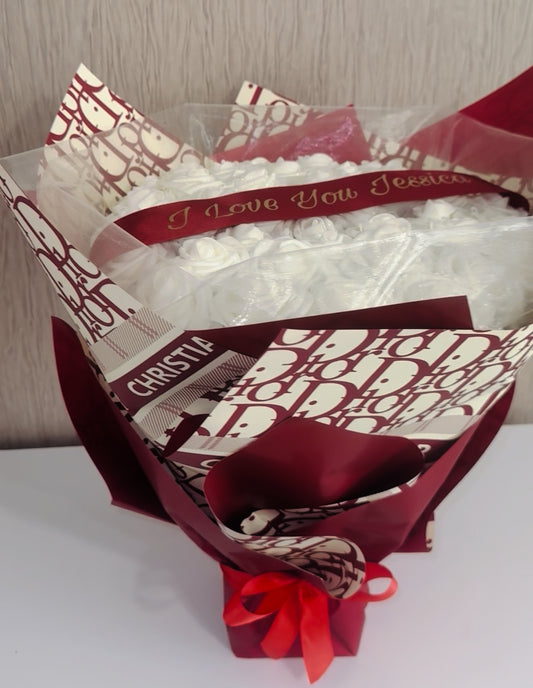 Luxury Red & Cream Glitter Rose Personalised Bouquet High End Wrapping