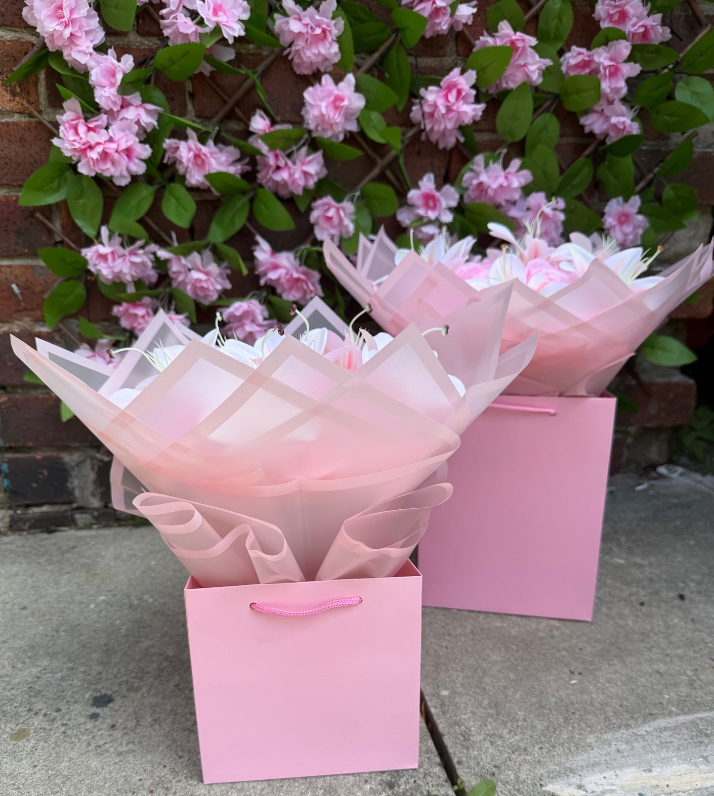 Personalised Flower Bouquet Gift Box Luxury Pink Rose & Lily Floral Arrangement for Any Occasion