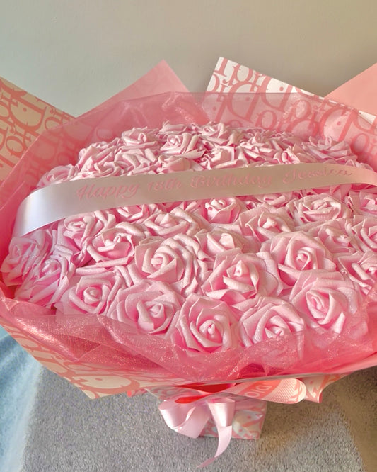 Pink & White Personalised Glitter Rose Bouquet High End Wrapping