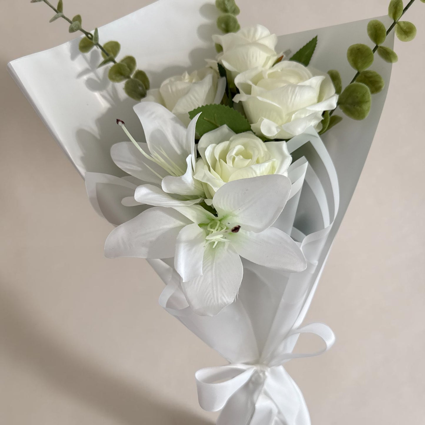 Elegant Handheld Cream Rose & Lily Bouquet