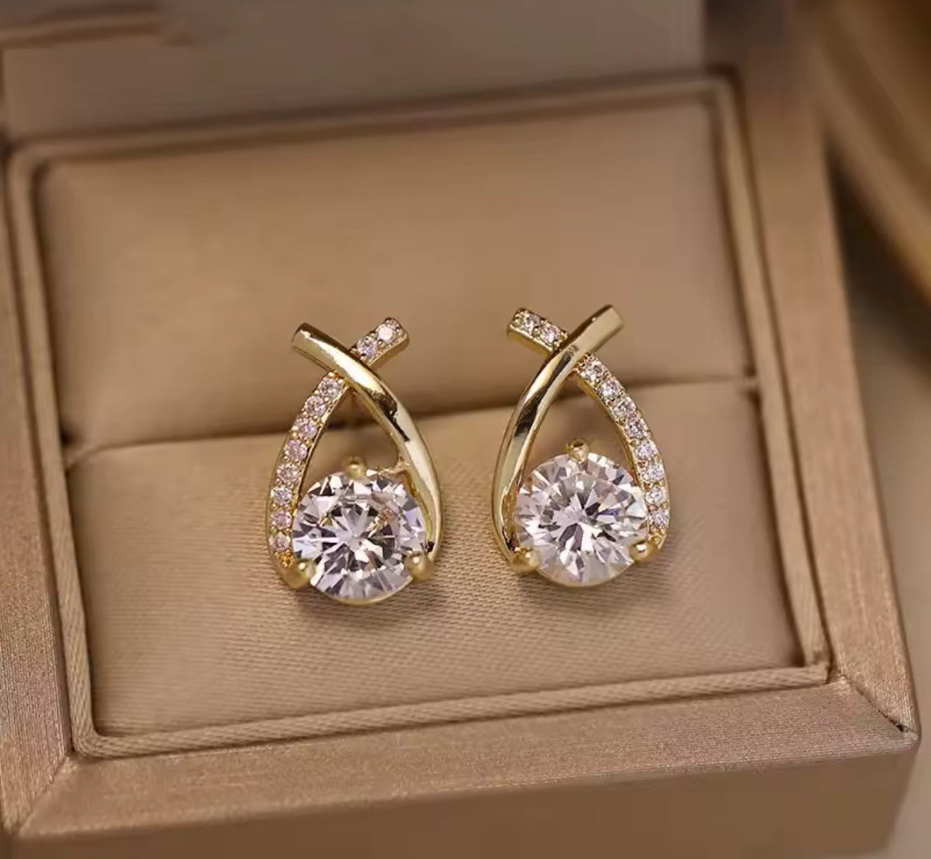 Gold Teardrop Twist Design Womens Stud Earrings