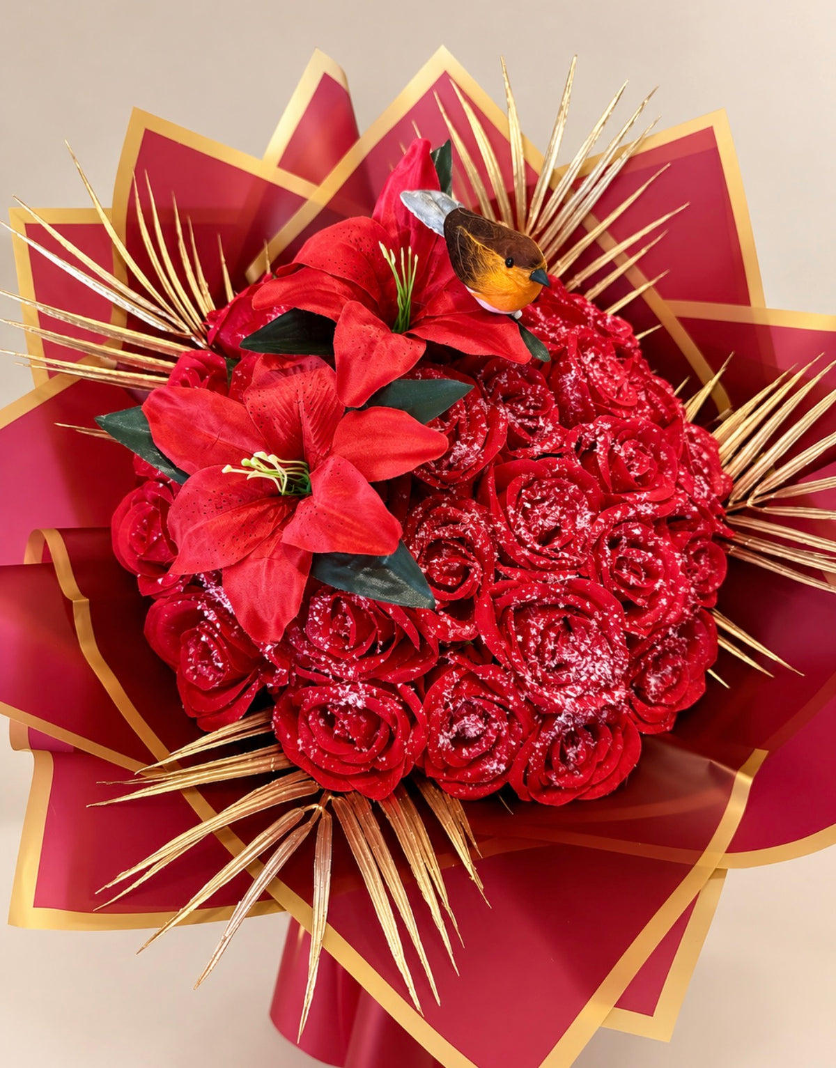 Snowy Christmas Robin & Lily Bouquet – Personalised Luxury Christmas Flowers