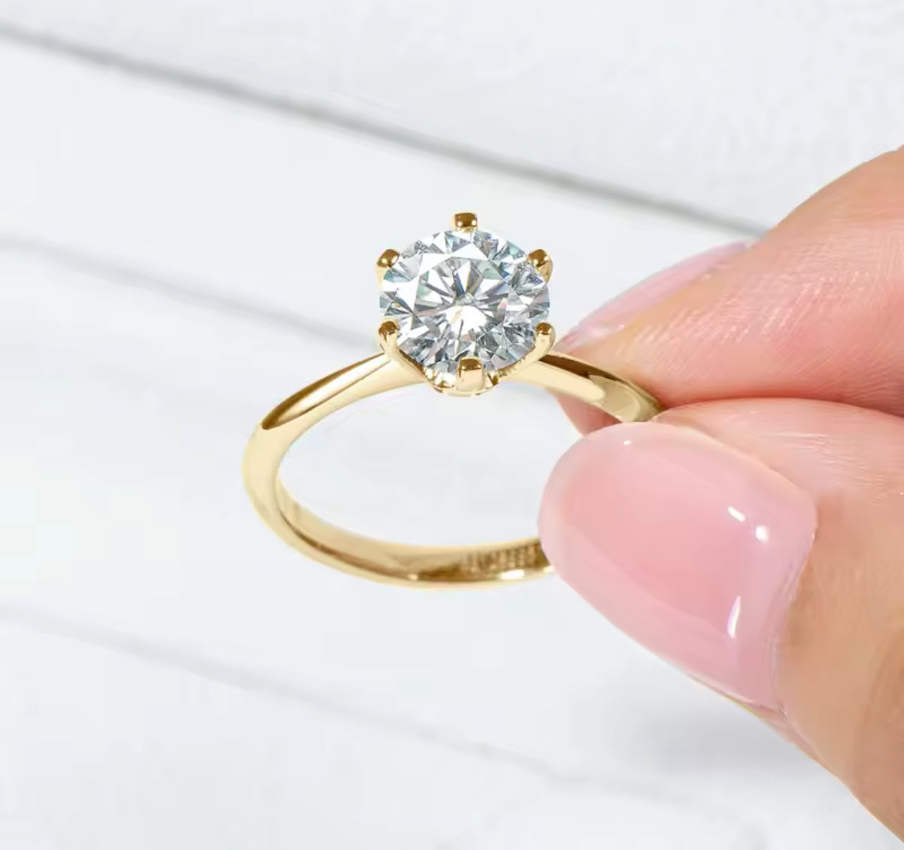 0.5 - 3 Carat Moissanite Women’s Gold Engagement Ring
