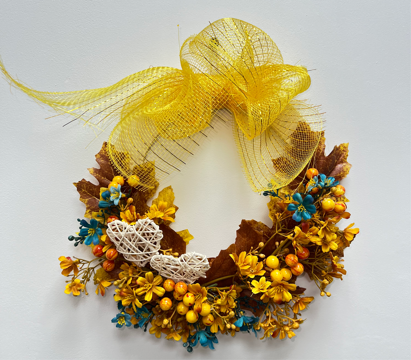 26cm Autumn Yellow Berries & Blue Flower Bow Wreath