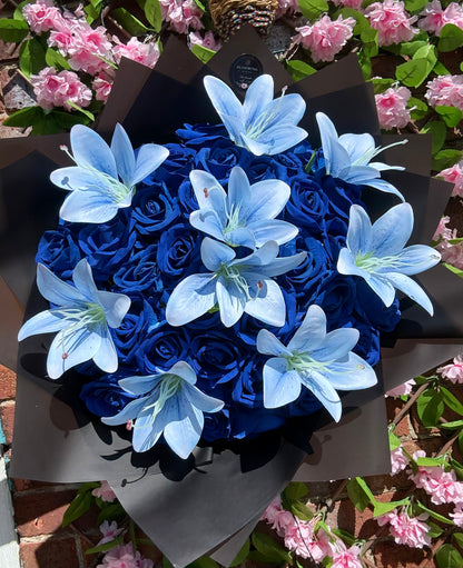 Personalised Royal Blue Rose & Blue Lily Forever Flower Bouquet