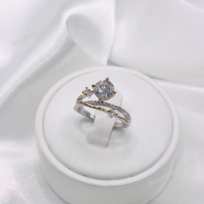 1CT Moissanite Sterling Silver / Gold Womens Engagement Ring