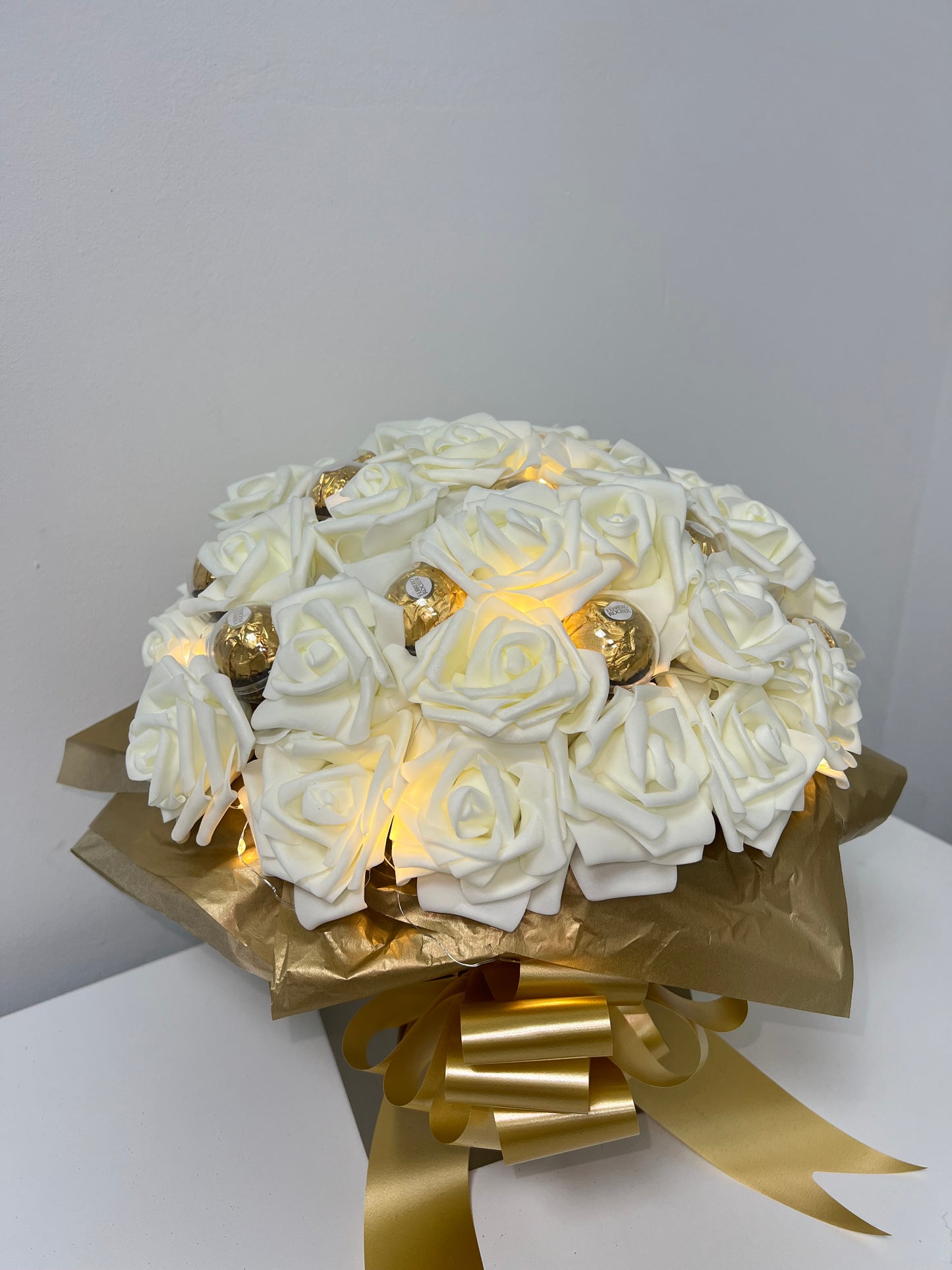 Light Up Ferrero Rocher Rose Chocolate Box Gift