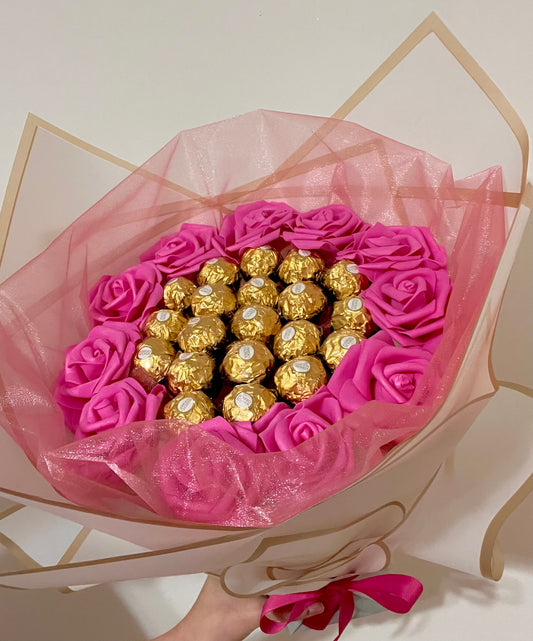 Pink / White Ferrero Rocher Rose Bouquet