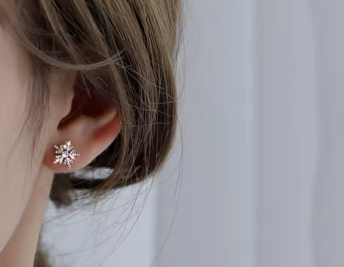 Sterling Silver Snowflake Christmas Stud Earrings