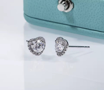 1CT Moissanite Love Heart Silver Stud Earrings