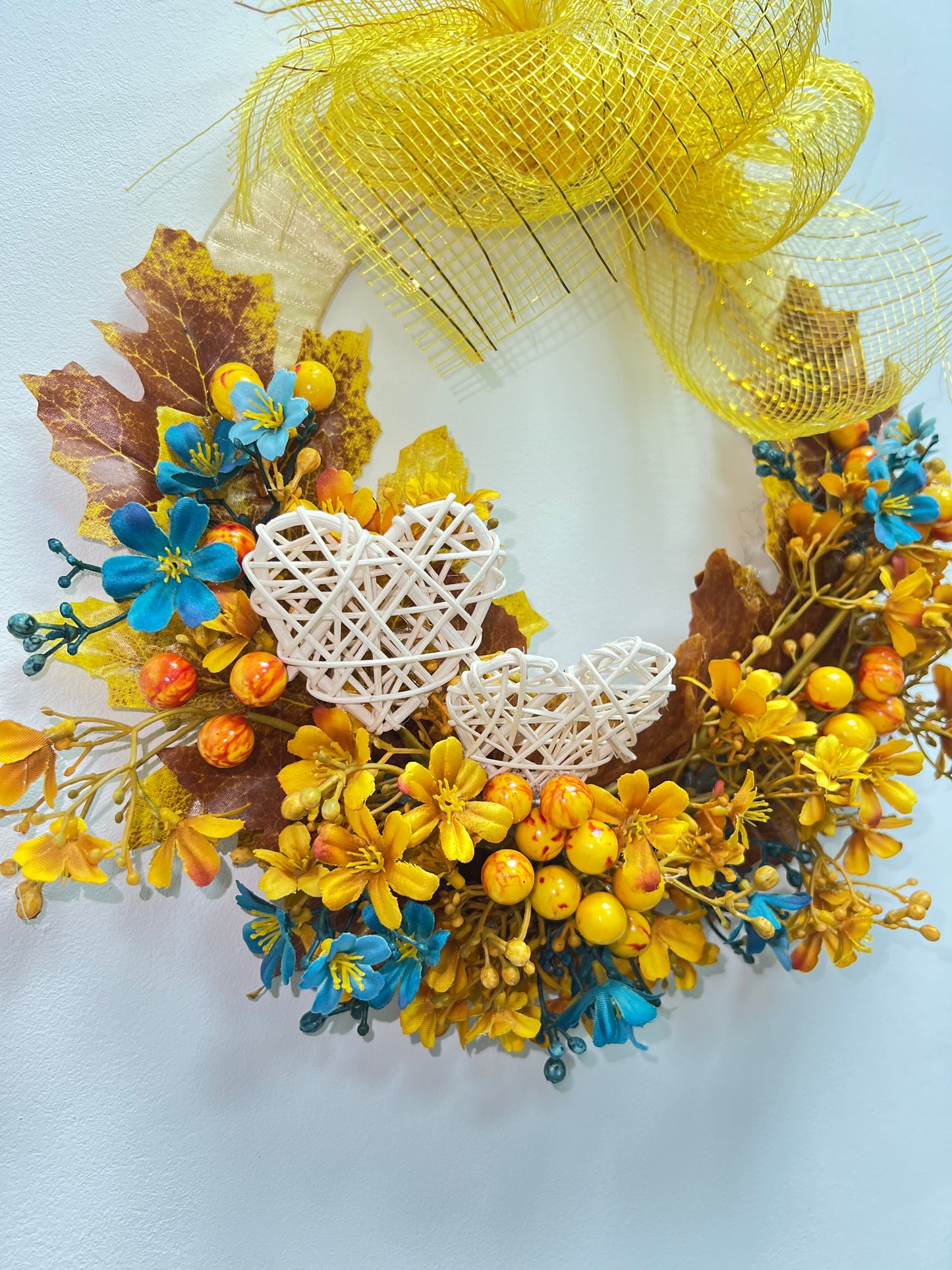 26cm Autumn Yellow Berries & Blue Flower Bow Wreath