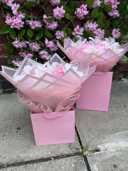 Personalised White Lily & Pink Rose Bouquet Luxury Romantic Flower Arrangement Gift