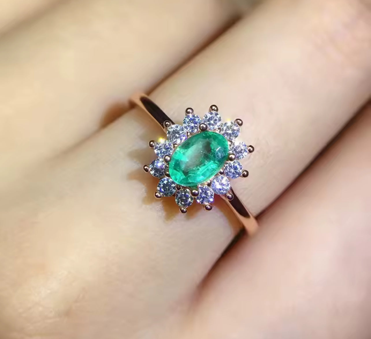Natural Green Emerald Womens Floral Engagement Ring