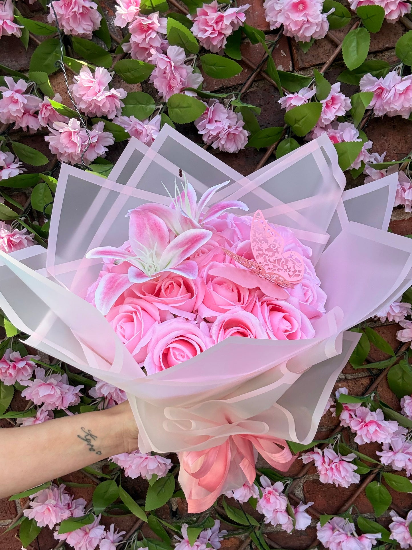 Luxury Pink Artificial Rose & Lily Handheld Butterfly Bouquet Everlasting Flower Arrangement