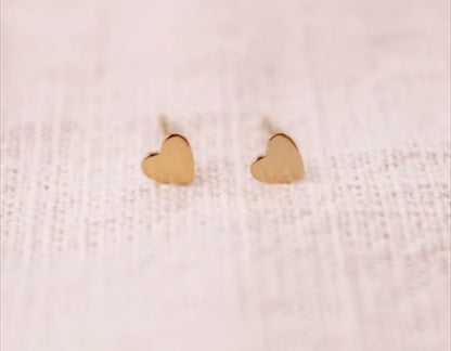 14K Gold Filled Love Heart Dainty Stud Earrings