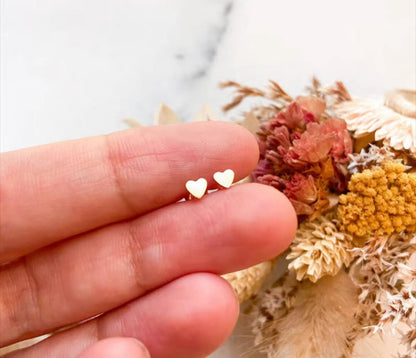 14K Gold Filled Love Heart Dainty Stud Earrings