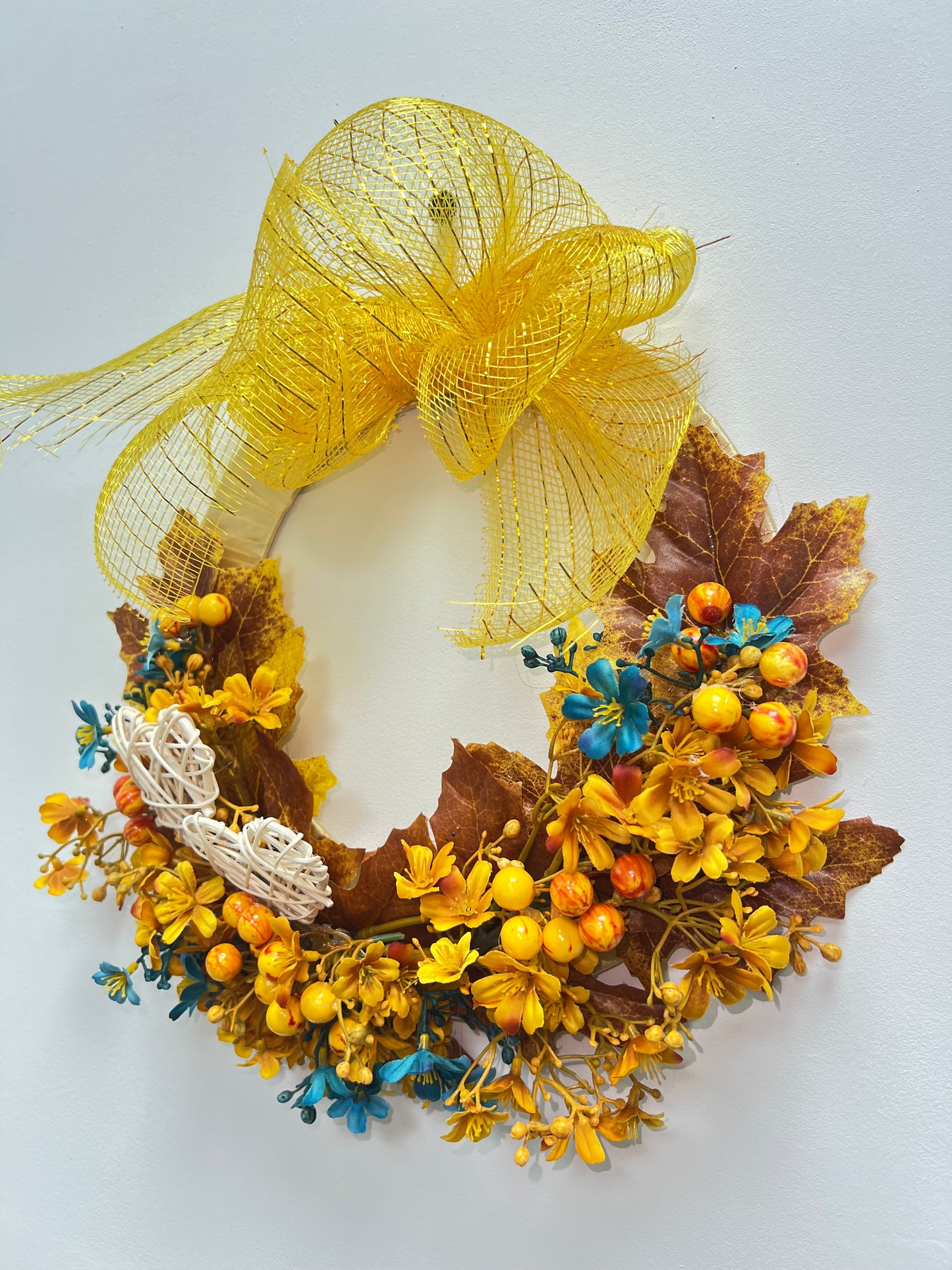 26cm Autumn Yellow Berries & Blue Flower Bow Wreath