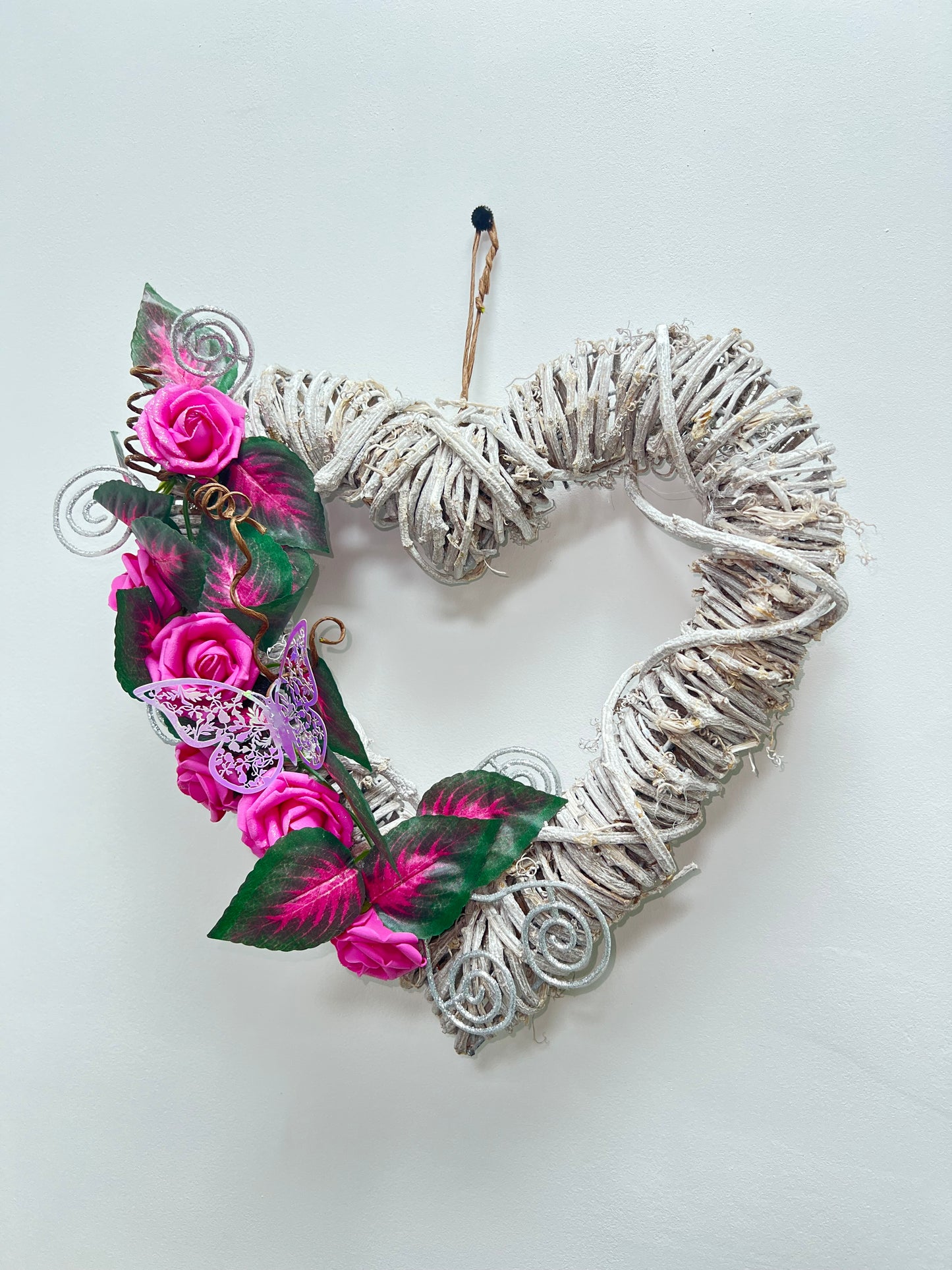 32cm Heart Wreath With Pink Roses