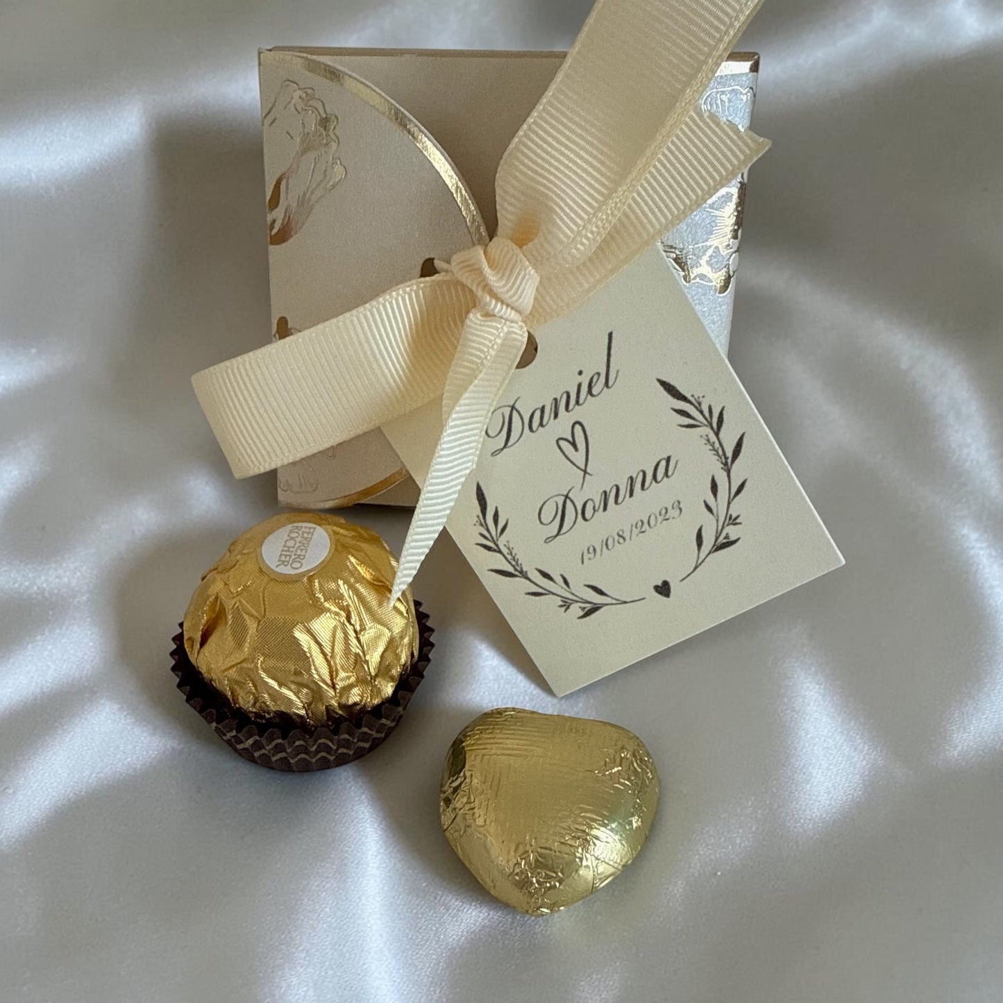 Luxury Gold / Ivory Custom Wedding Favours
