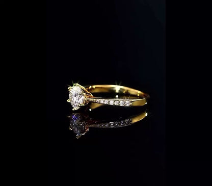 Gold Round Cut Moissanite Engagement Ring